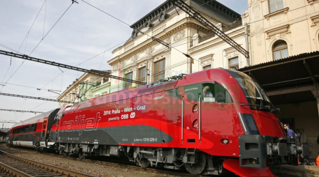 V pondělí se rozjedou další mezistátní spoje