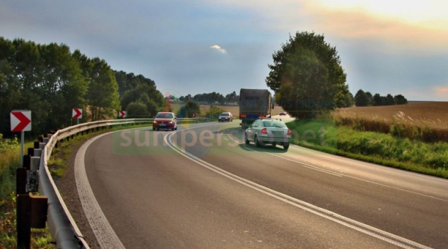 Podnapilý řidič přehlédl na Bludovském kopci policejní hlídku