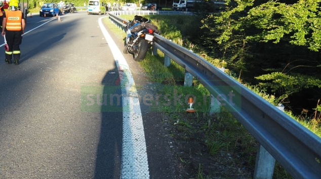 Motorkář havaroval na Červenohorském sedle