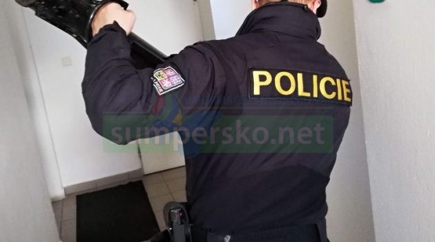 Složky IZS zachránily v Šumperku seniorku