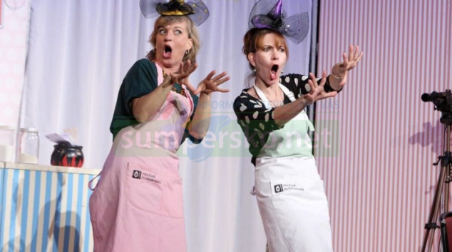 Hvězdy na hradě uvedou Mňágu, Střihavku nebo Pogodovou