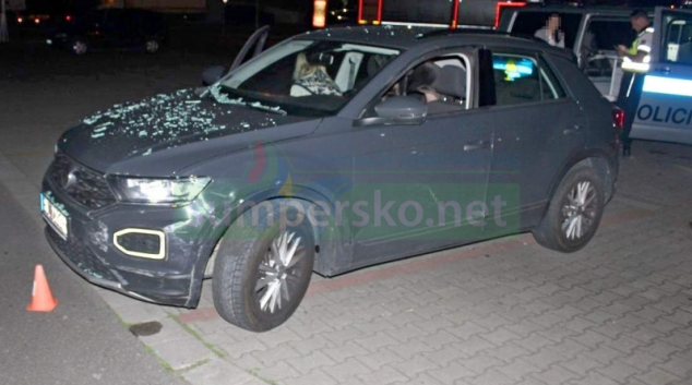 Řidička si spletla brzdu s plynem