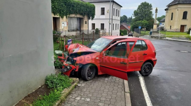 Motorista ztratil kontrolu nad vozidlem
