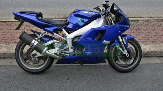 Motorka s kradenou registrační značkou neušla pozornosti policistů