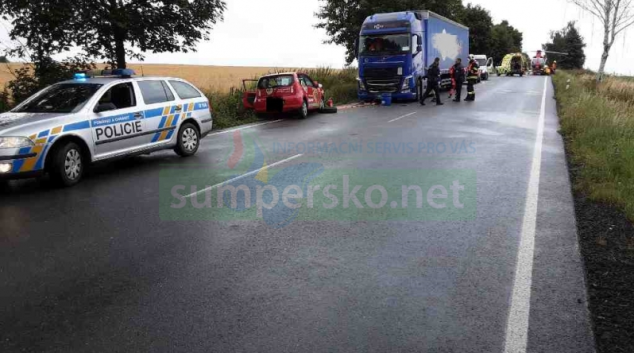 Zásah hasičů u dopravní nehody mezi Mohelnicí a Lošticemi