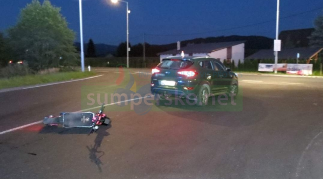 Řidič elektrokoloběžky nezvládl v Rapotíně odbočovací manévr