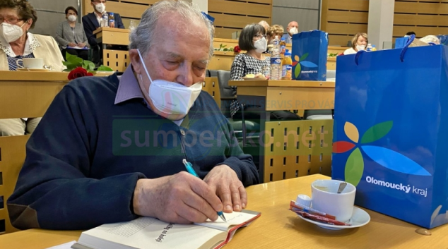 Zástupci kraje se setkali s vězni nacistického režimu