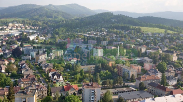 Jídelna Základní školy Vrchlického je po rekonstrukci