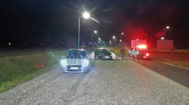 V únikovém pruhu u Mohelnice se střetla dvě auta