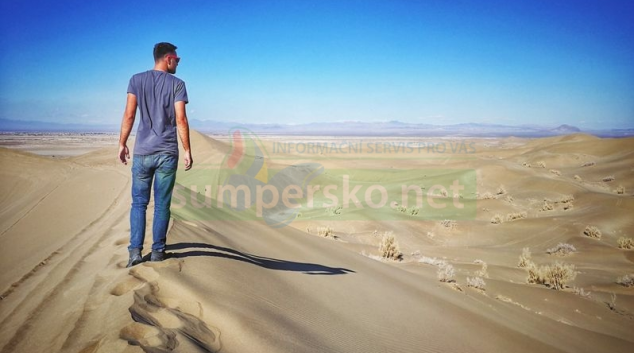 Pěšky a stopem projel legendární Hedvábnou stezku