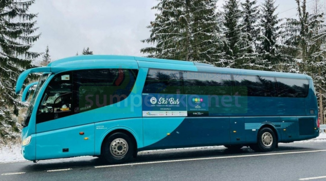 Lyžaře vyveze do Jeseníků Ski Bus