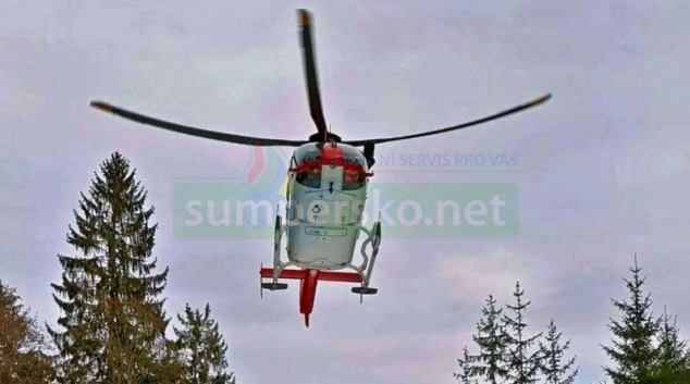 Vrtulník musel dvakrát do Jeseníků