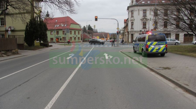 Řidič srazil v Šumperku cyklistku