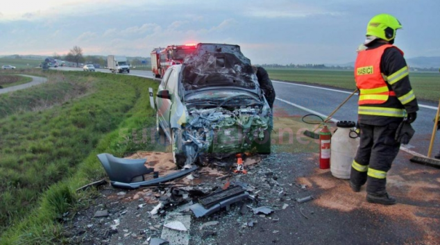 Nehoda tří vozidel na Zábřežsku