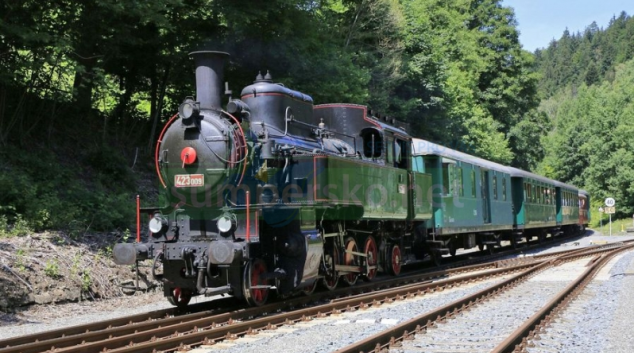 Parní vlak vyrazí v sobotu na zahájení lázeňské sezony v Jeseníku