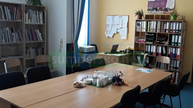 MÁŠ NA TO podnikat a pracovat!