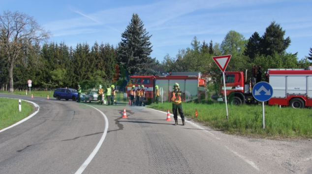 Motorista v Bukovicích nedal přednost