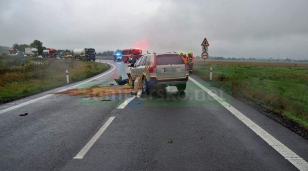 Řidič nezvládl smyk před Libivou