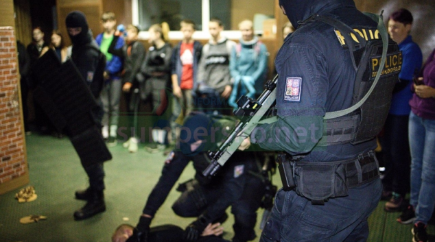 FOTO. Osmáci v Šumperku soutěžili v policejních disciplínách