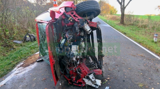 Řidič na Jesenicku podcenil rychlost