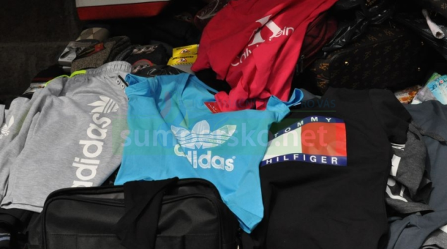 Tisíce kusů padělků za více než čtyři miliony korun