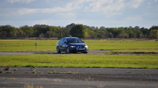 Policejní Passaty vydělaly za den skoro třicet tisíc