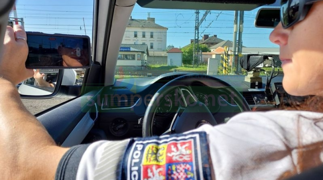 Řidiči vs železniční přejezdy