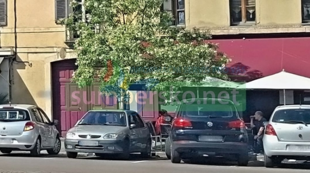 Cestou do obchodu ztratil muž klíče od auta