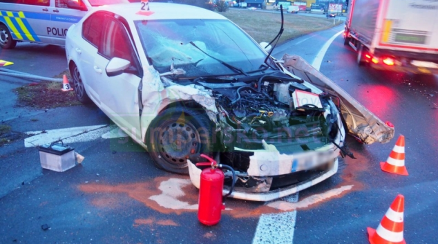 Řidička u Mohelnice přehlédla nákladní vozidlo