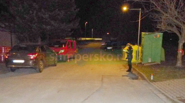 Podnapilý řidič najel do zaparkovaného auta