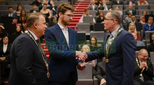 Rektor UP předal ocenění za akademické práce