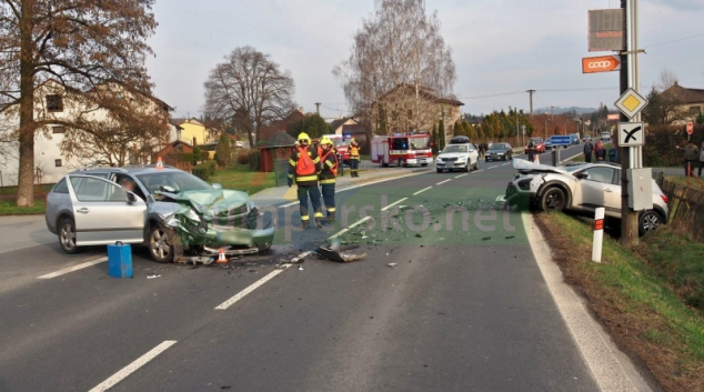Řidič v Bludově přejel do protisměru