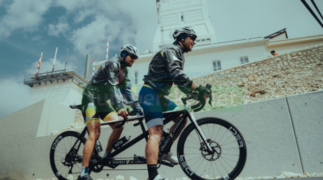 Tour de France ve tmě