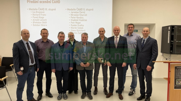 Na sněmu hasičských důstojníků byli ocenění velitelé