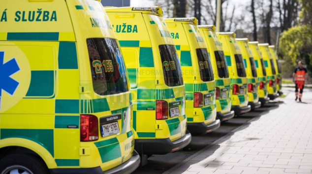 Záchranáři v Olomouckém kraji mají dalších devět nových sanitek