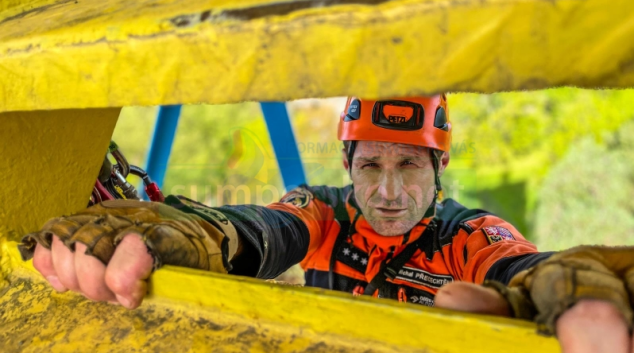 FOTO. Když hasiči trénují v zoo