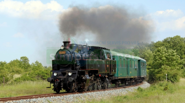 Historickými vlaky na tradiční jízdy
