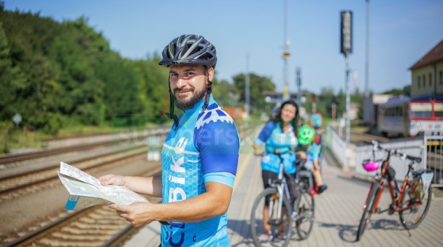 Kola z půjčoven na železničních stanicích