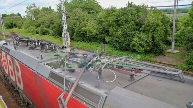 Provoz na trati mezi Přerovem a Ostravou byl na několik hodin pozastaven