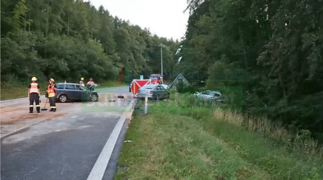 Čelní střet vozidel u obce Mírovský Grunt