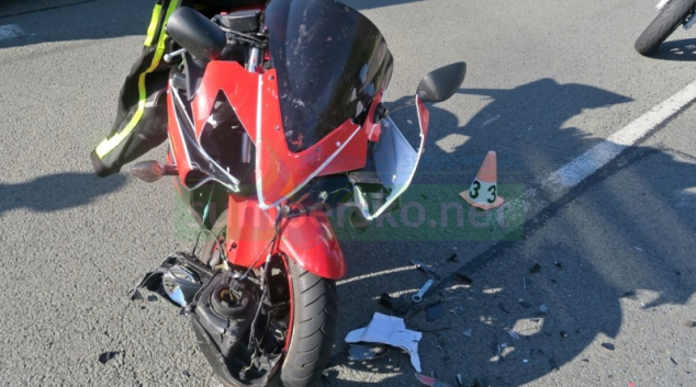 Řidička v Petrově přehlédla motorkáře
