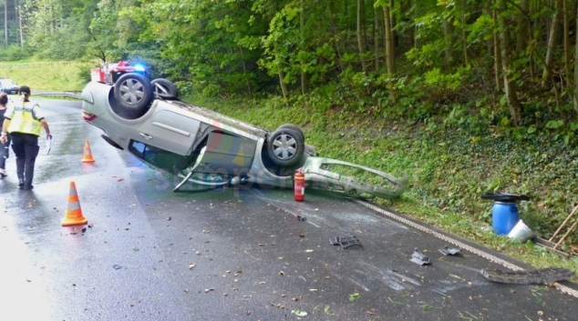 Řidič se lekl protijedoucího náklaďáku