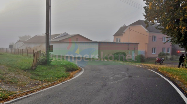 Motorkář na Mohelnicku jízdu nezvládl