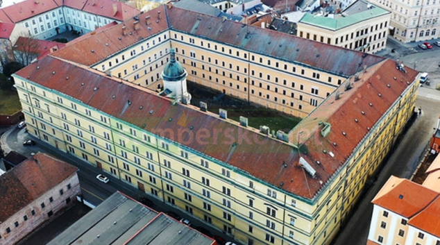Univerzita stojí před strategickým rozhodnutím