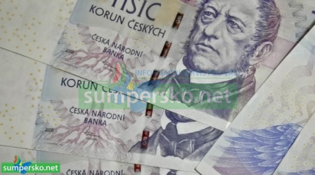 Předstíral zájem o nákup keramiky