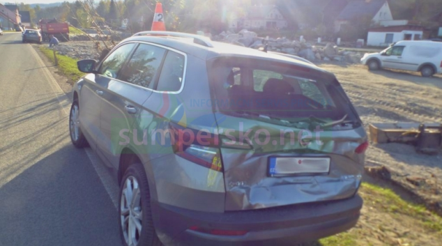 Řidič náklaďáku v Jeseníku nestihl zabrzdit