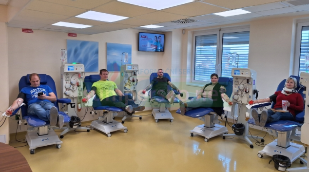 Osmdesát dárců krve spojilo síly