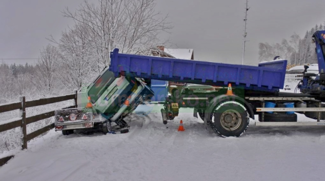 Řidiči na Jesenicku bourali