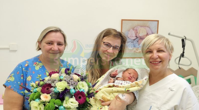 Jesenická nemocnice přivítala v loňském roce na svět 215 dětí