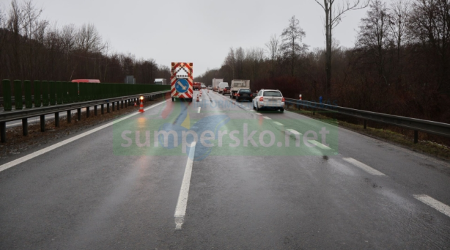 Šest dopravních nehod na dálnici D35